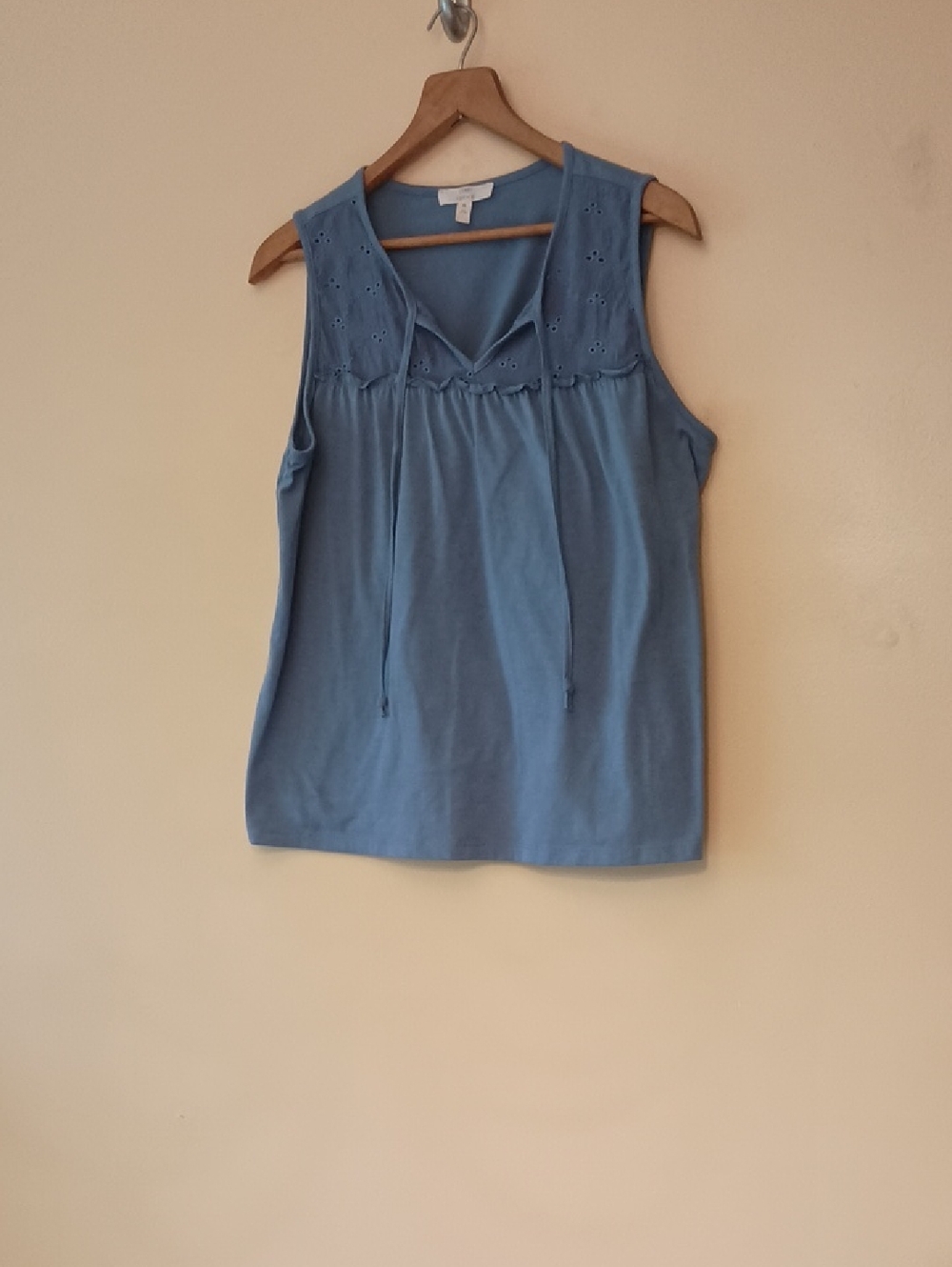 Como Vintage Light Blue Eyelet Tie-Front Tank Top, Sz M